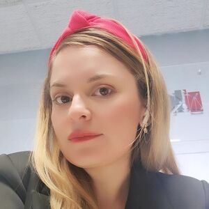 Hi! :) Meet your seller & buyer...